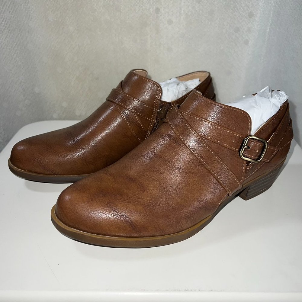 Life Stride Adley Whiskey Smooth Women's Ankle Boots 6.5M